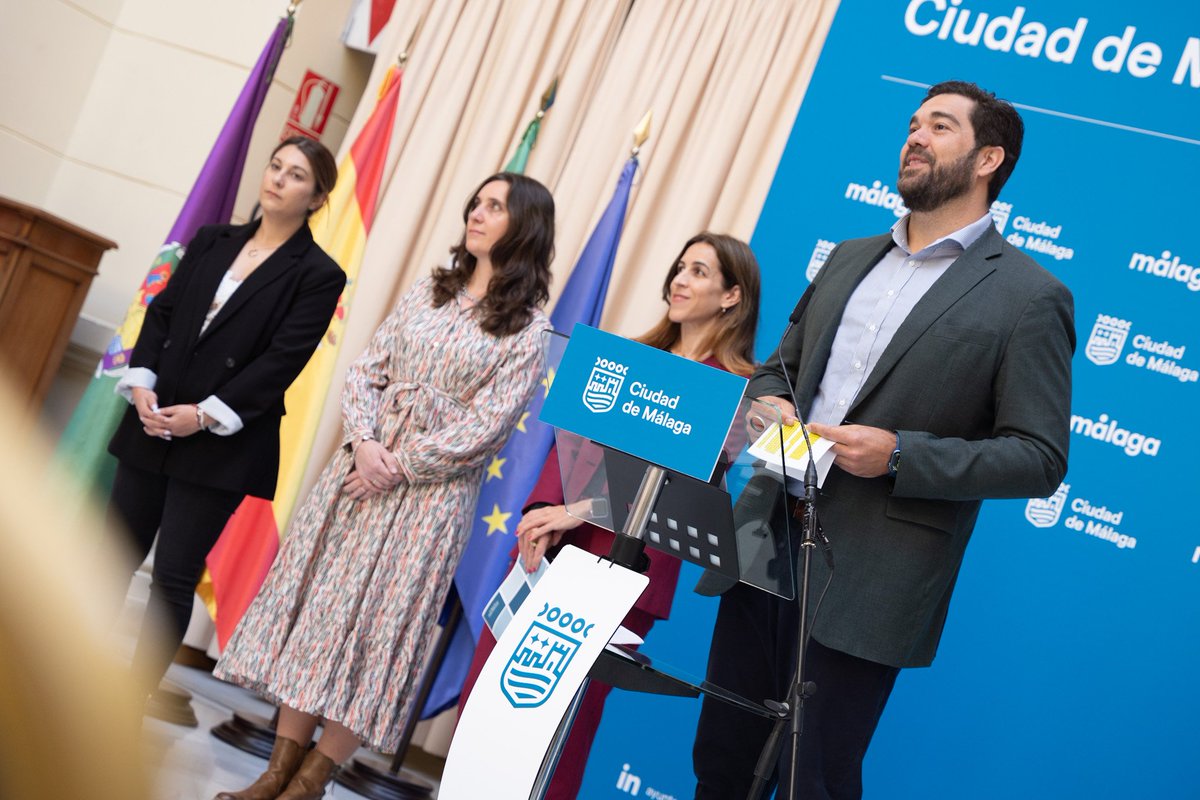 ¡Málaga da un paso hacia los eventos sostenibles!
Desde <a href="/fundbestworld/">Fundación For the Best World</a> impulsamos el sistema de vasos reutilizables en el Auditorio Municipal.
Menos residuos, más conciencia.
Y con lo recaudado…¡vamos a regenerar un antiguo vertedero urbano!
#MálagaSostenible #EconomíaCircular