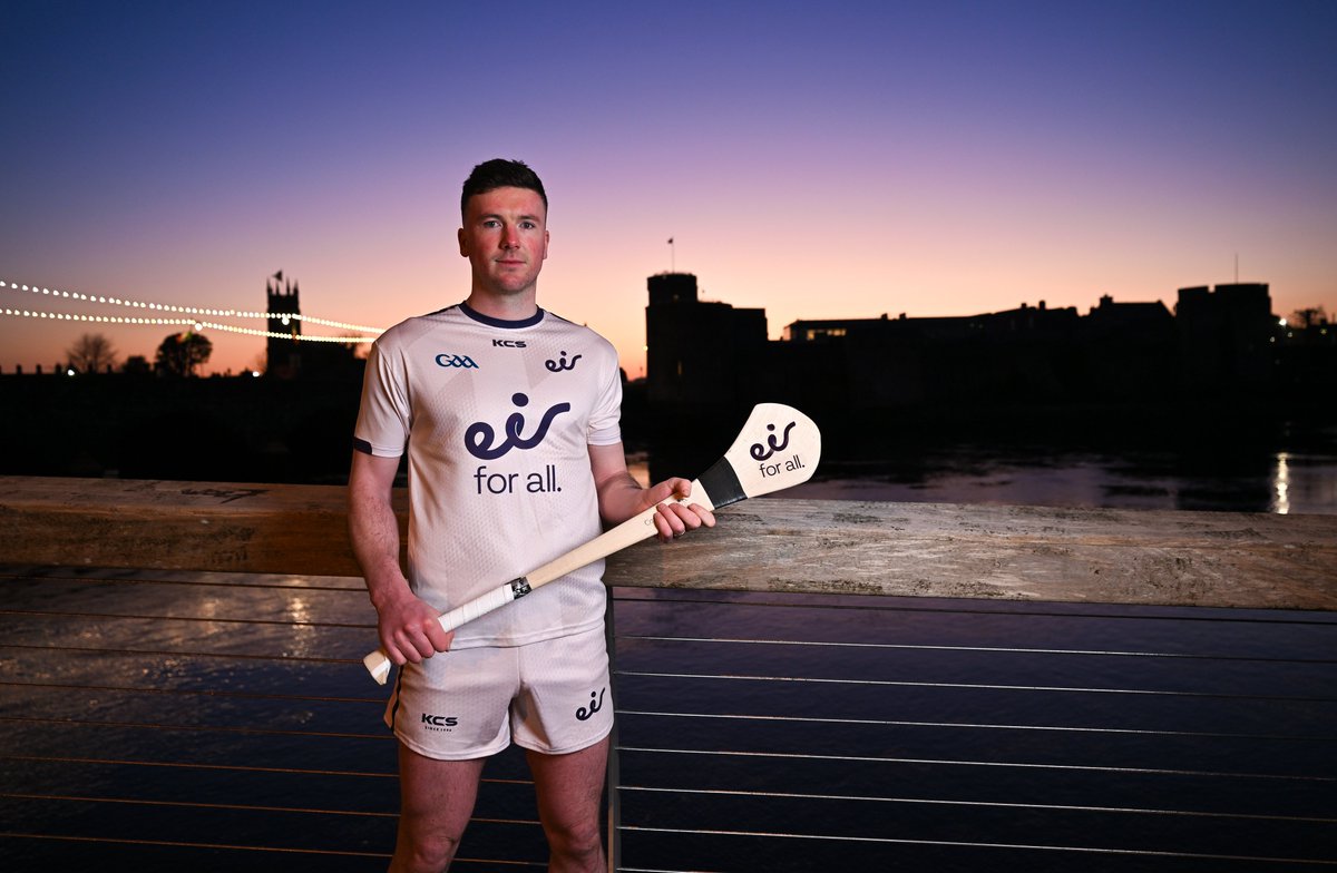 eir's tweet photo. It's almost Championship time 🙌

We are delighted to 'throw-in' our third season as Sponsor of the All-Ireland Senior Hurling Championship with our ambassadors Declan Hannon, Shane Kingston, John Conlon & Conor Whelan.

We're proud to be a title sponsor of the All-Ireland Hurling Championship once again & to play our part as the Championship continues to bring communities, families, and people together.
 
#eirforall #GAA