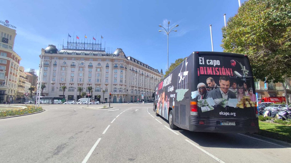 hazteoir's tweet photo. ¿Pero cómo puede ser tan bonito?

#CapoBusHO https://t.co/izrMTAEFbi