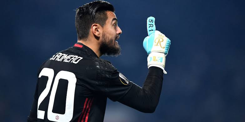 MelodyUnited's tweet photo. Belum selevel dengan Sergio Romero? Ya. https://t.co/dcc5MnAjFy