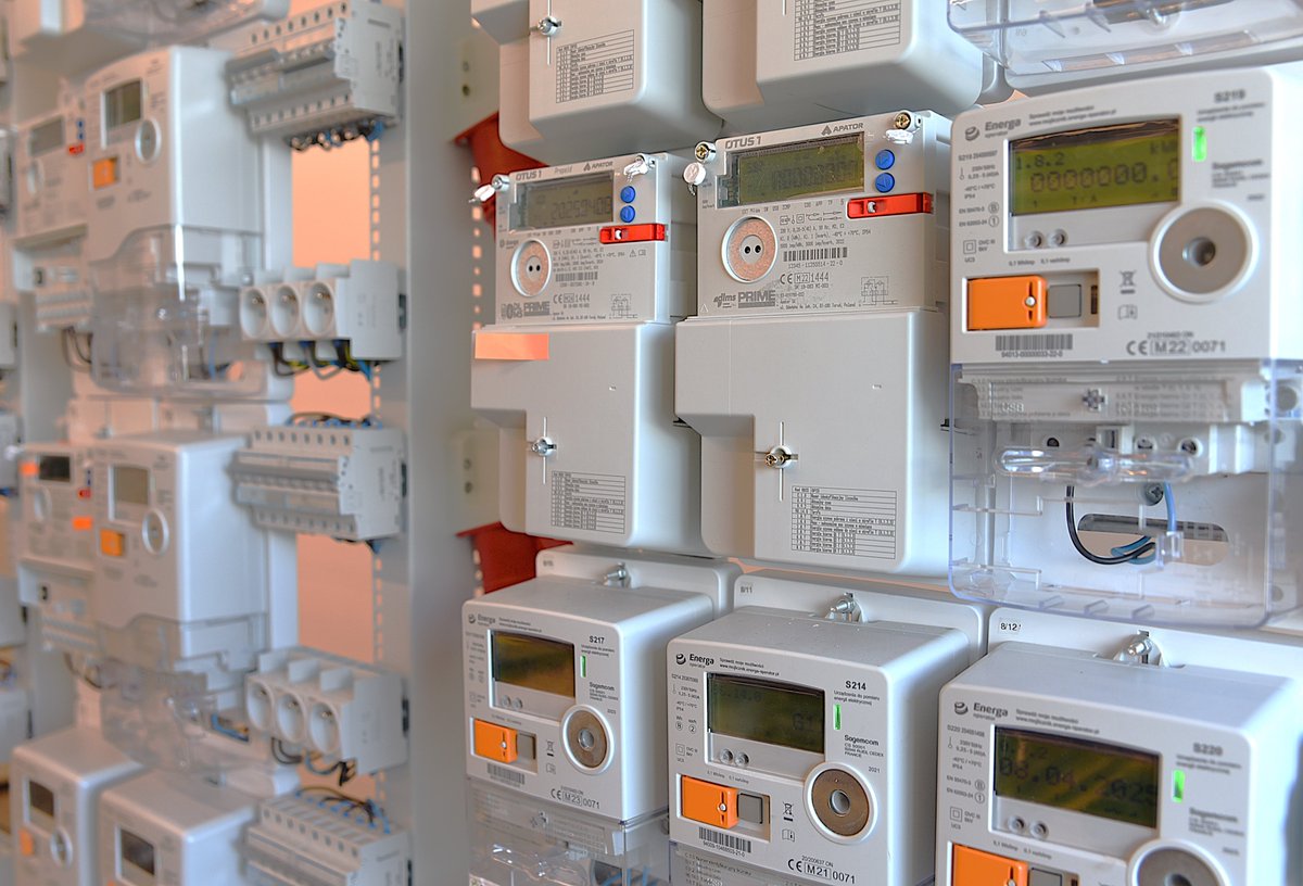 #Energa Operator, jako pierwszy operator systemu dystrybucyjnego w Polsce, znosi całkowicie opłaty za odczyty liczników na indywidualną prośbę klienta 📣. Jest to możliwe dzięki temu, że aż 87% klientów Energi ma liczniki zdalnego odczytu 🔝.

Więcej 👉 bit.ly/43MqMUf