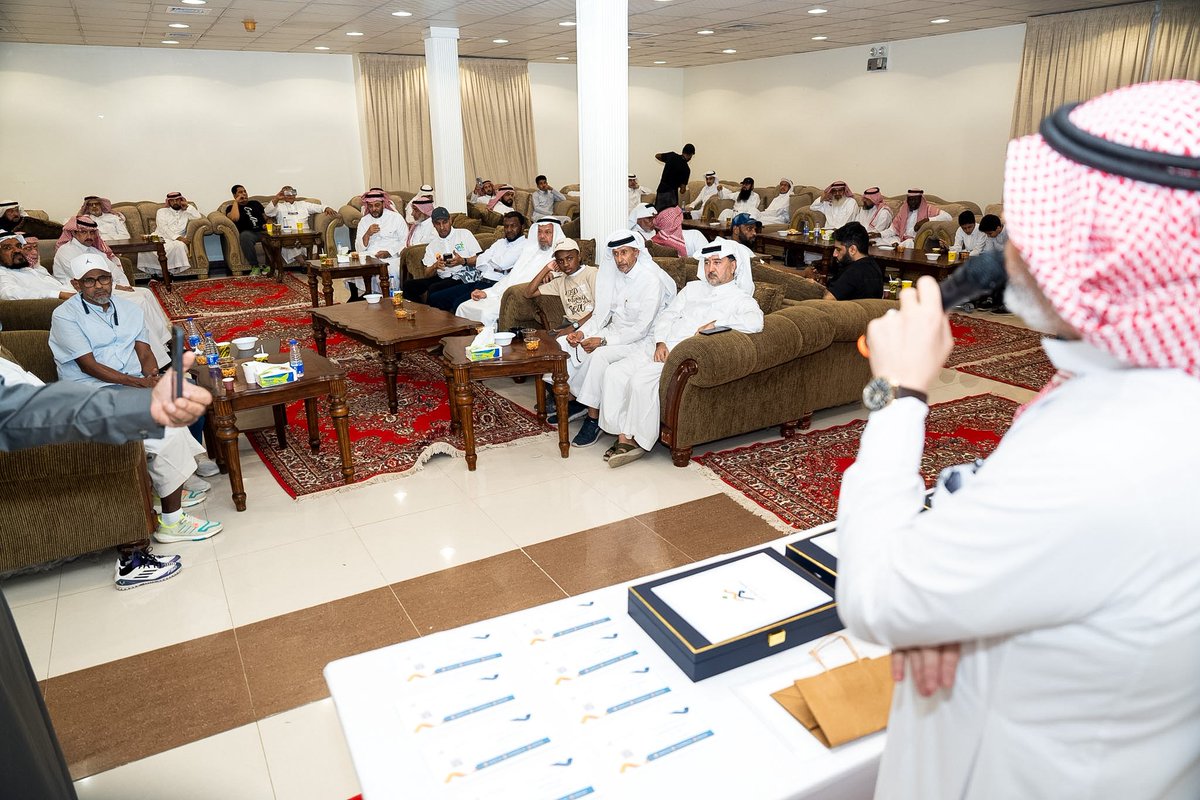 MushatYanbu's tweet photo. أقام فريق #مشاة_وهايكنج_ينبع حفل معايدة #جمعية_مشاة_ينبع السنوي يوم الأربعاء 9 أبريل بمركز المودة بمشاركة ٨٠ عضوًا من اعضائه وفرق الجمعية وسط أجواء اخوية وضيافة من:شاي حرس،مقهى NRG وعشاء مميز مطبخ القمة ✨
وتم خلال الحفل تكريم نجوم #ينبع_تمشي٤ وتوزيع الجوائز 🏅🎁

 ✨عيدكم سعيد✨ https://t.co/zALZsjdxm9