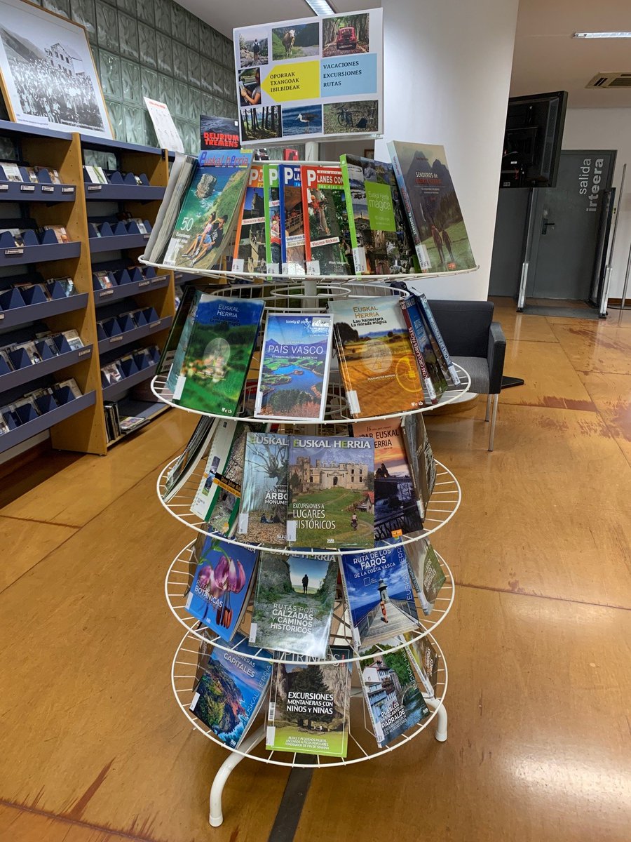 EibarLiburutegi's tweet image. Ez dakizu zer egin opor hauetan? Txangoak barra-barra Euskal Herrian zehar. 
¿Todavía no sabes qué hacer estas vacaciones? Excursiones a tutiplén por Euskal Herria
📌Biblioteca Juan San Martin Liburutegia
Aukeratu zurea! - ¡Elige la tuya!
#txangoak #excursiones