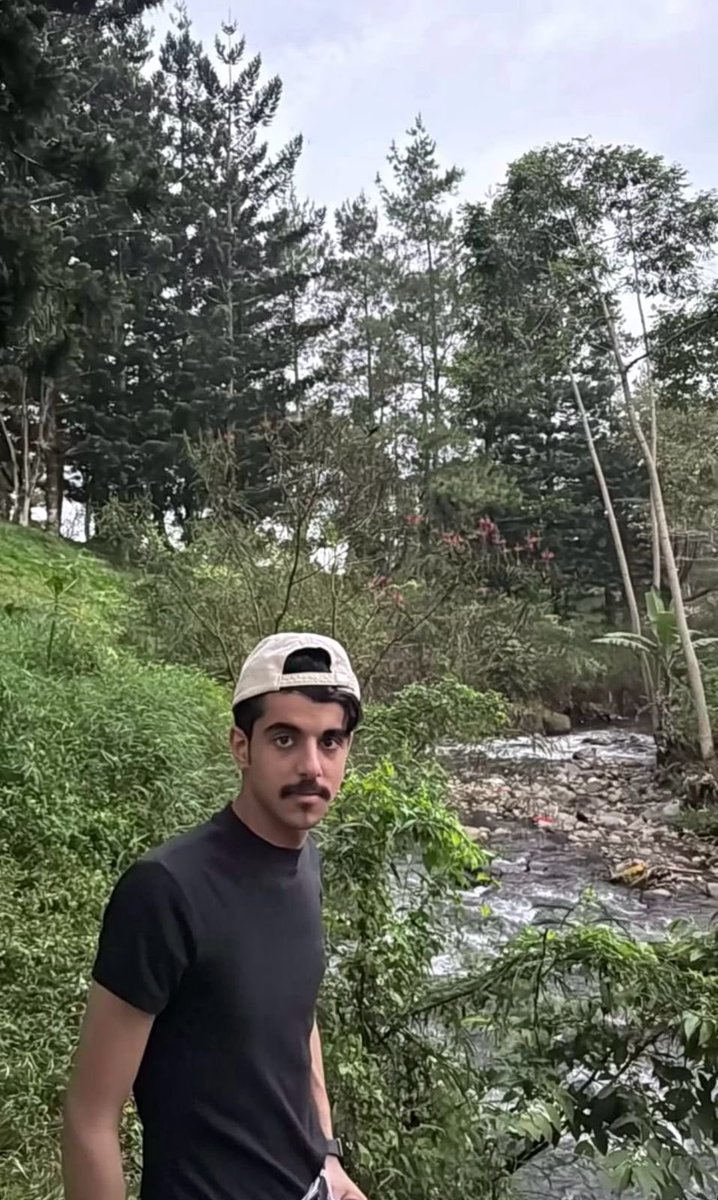 عشوائيات اليوم الاول في بونشاك✨
كيف شفتو السنابات اليوم ؟