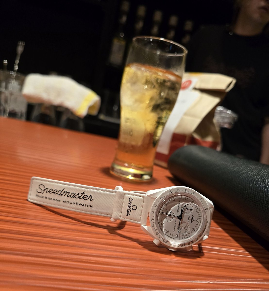 nobu_Original's tweet photo. イイカンジ♪
#OMEGA #Swatch https://t.co/4TviqfFMmE