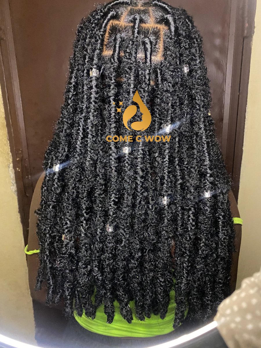 ComeCWowBeauSpa's tweet photo. 1/3
𝐓𝐮 𝐯𝐞𝐮𝐱 𝐮𝐧 𝐥𝐨𝐨𝐤 𝐪𝐮𝐢 𝐟𝐚𝐢𝐭 «𝐰𝐨𝐰» 𝐝è𝐬 𝐪𝐮’𝐨𝐧 𝐭𝐞 𝐯𝐨𝐢𝐭 ?

Chez 𝐂𝐨𝐦𝐞 𝐂 𝐖𝐨𝐰 𝐁𝐞𝐚𝐮𝐭𝐲 &amp; 𝐒𝐩𝐚, nous sublimons tes cheveux avec des coiffures protectrices élégantes, durables et pleines de style.

Du confort, de l’élégance, et une touche https://t.co/5YAFAwLrqT