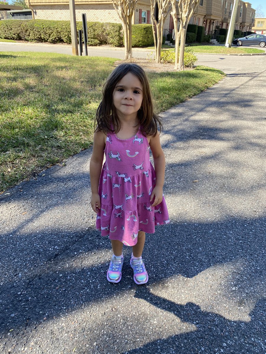HorrorGorl's tweet photo. Morning Post 🌞
My lease expires in the summer 
I need to get to Ohio by the summer 
I am begging 
Please don’t let this fund die out 
Give my children some hope 
Any amount helps 
The least you can do is RT 🧡✊ https://t.co/RZ5KV8YVEK