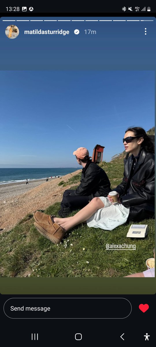 kellatron55's tweet image. Matilda sharing family holiday photos is keeping me going whilst stuck inside at work on this gorgeous sunny day. #TomSturridge #TomThursday #Familyholidays #Bookworm