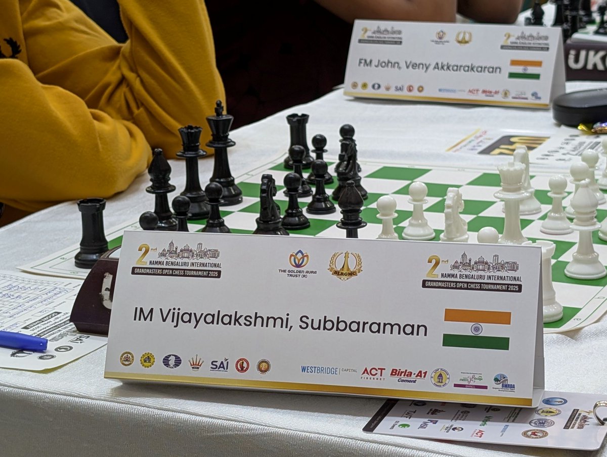 ChessbaseIndia's tweet photo. The legend Vijayalakshmi Subbaraman is back in action after more than five years

We are all delighted to see @ChessViji back in action on the board

📷Shahid Ahmed