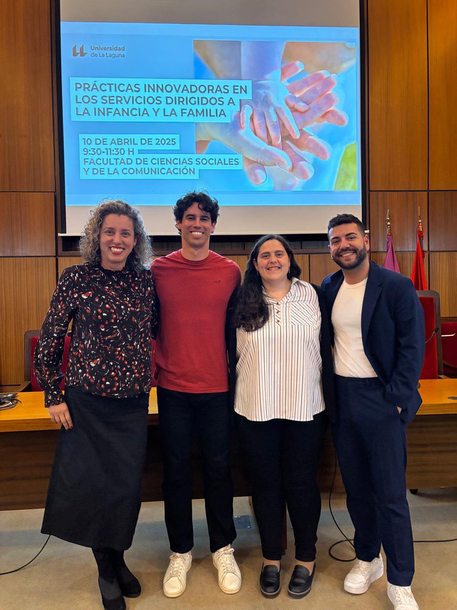 GrupGRIAF's tweet photo. Els investigadors Nauzet Gutiérrez, @aliciabt37 i @ErtaMajo110 han participat avui al seminari “Pràctiques innovadores en els serveis dirigits a la infància i la família” a la @ULL.
Compartit experiències sobre metodologies participatives, competències culturals i el #TriangleP+. https://t.co/qVvspMckOA
