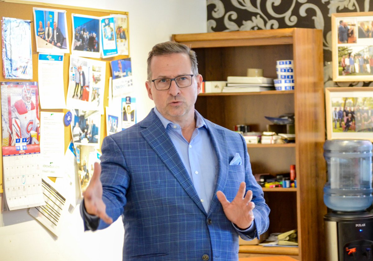 MathieuTye's tweet image. Yves-François Blanchet, chef du Bloc Québécois et candidat dans la circonscription de Beloeil-Chambly était de passage, hier à son local électoral.