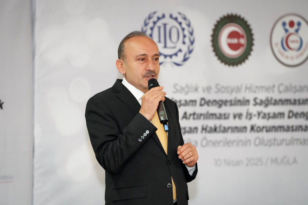 suleyman6061's tweet photo. Sağlık ve Sosyal Hizmet Çalışanlarının İş Yaşam Dengesinin Sağlanması ve Haklarının Korunması” konulu ILO projemizin eğitimleri Muğla’da başladı. Genel Başkanımızın katılımıyla gerçekleşen eğitimimizin emekçilerimize katkı sunmasını diliyor, teşkilatımıza teşekkür ediyoruz. https://t.co/toKkVogH12