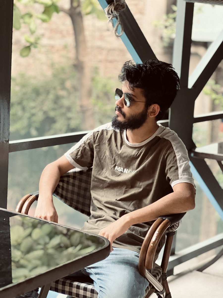 tanveerezza_'s tweet photo. অপরিহার্য নামক খোলসে কেন্দ্রভূত ফাঁসির মঞ্চ https://t.co/YJYdTSe4Ss