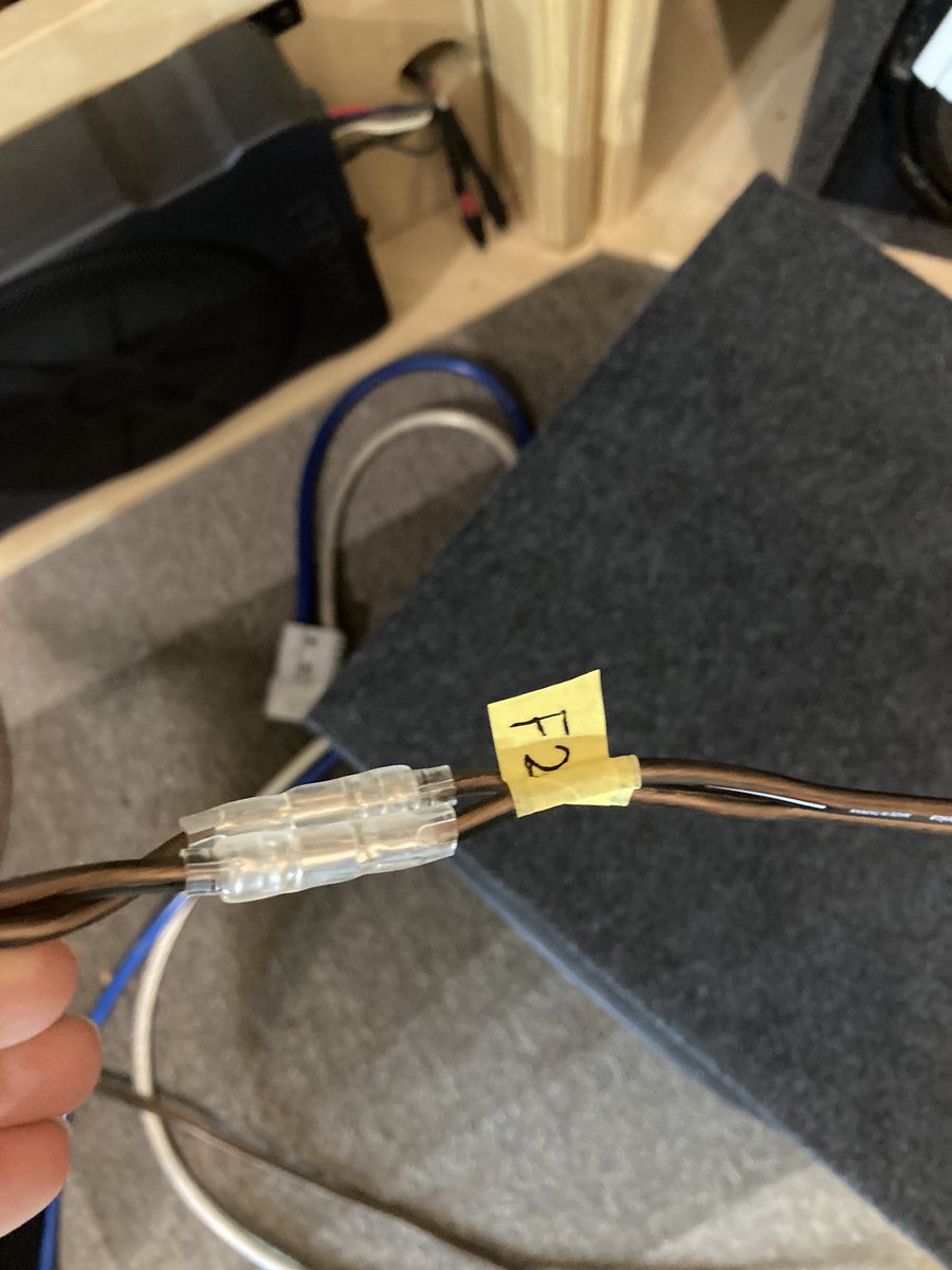 Quad_Control's tweet photo. 当店は端子の聴き比べ可能です🫡
通常のギボシとなにが違うのか🧐
興味ある方は是非😬
#MandM
#F2
#rexat
#QUADCONTROL
#クアッドコントロール
#千葉県
#佐倉市 https://t.co/V358bgEb8y