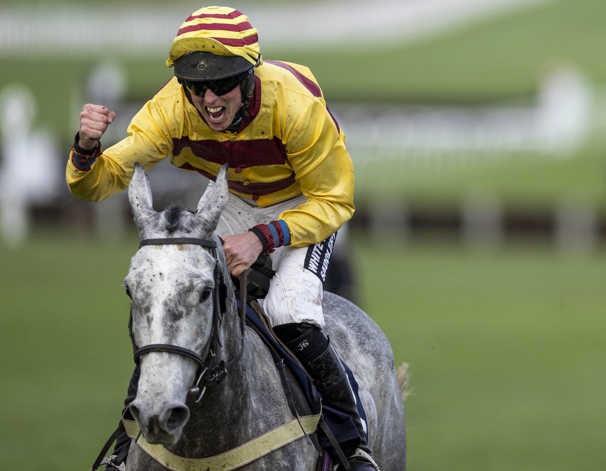 RacingPost's tweet image. Fiona Needham on Sine Nomine 💔

"She effectively got a thrombosis and then got sepsis, and it was all very horrible," Needham said. "The vets were brilliant and tried their hardest. Her last run was actually all right and then just a few days later this happened.

"They thought…