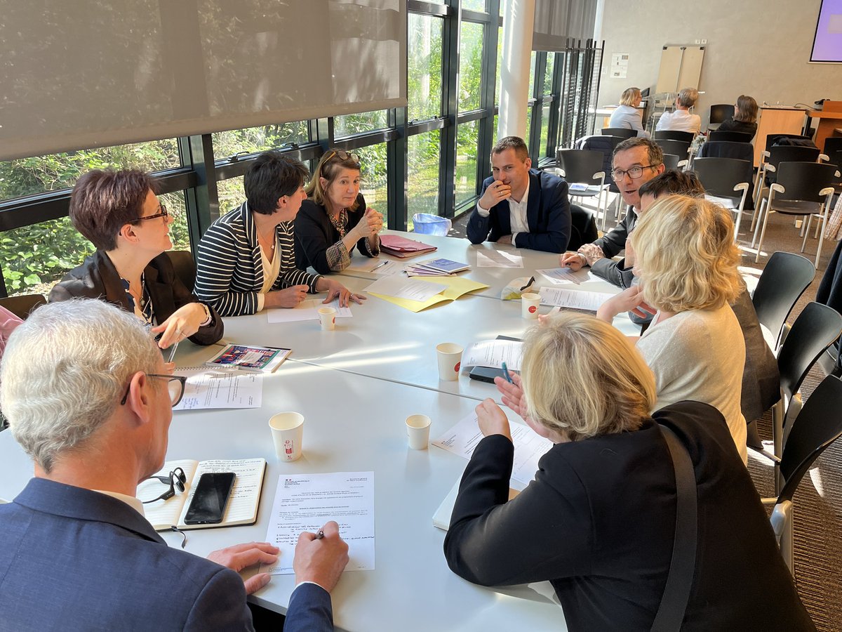 Région académique AURA tweet media