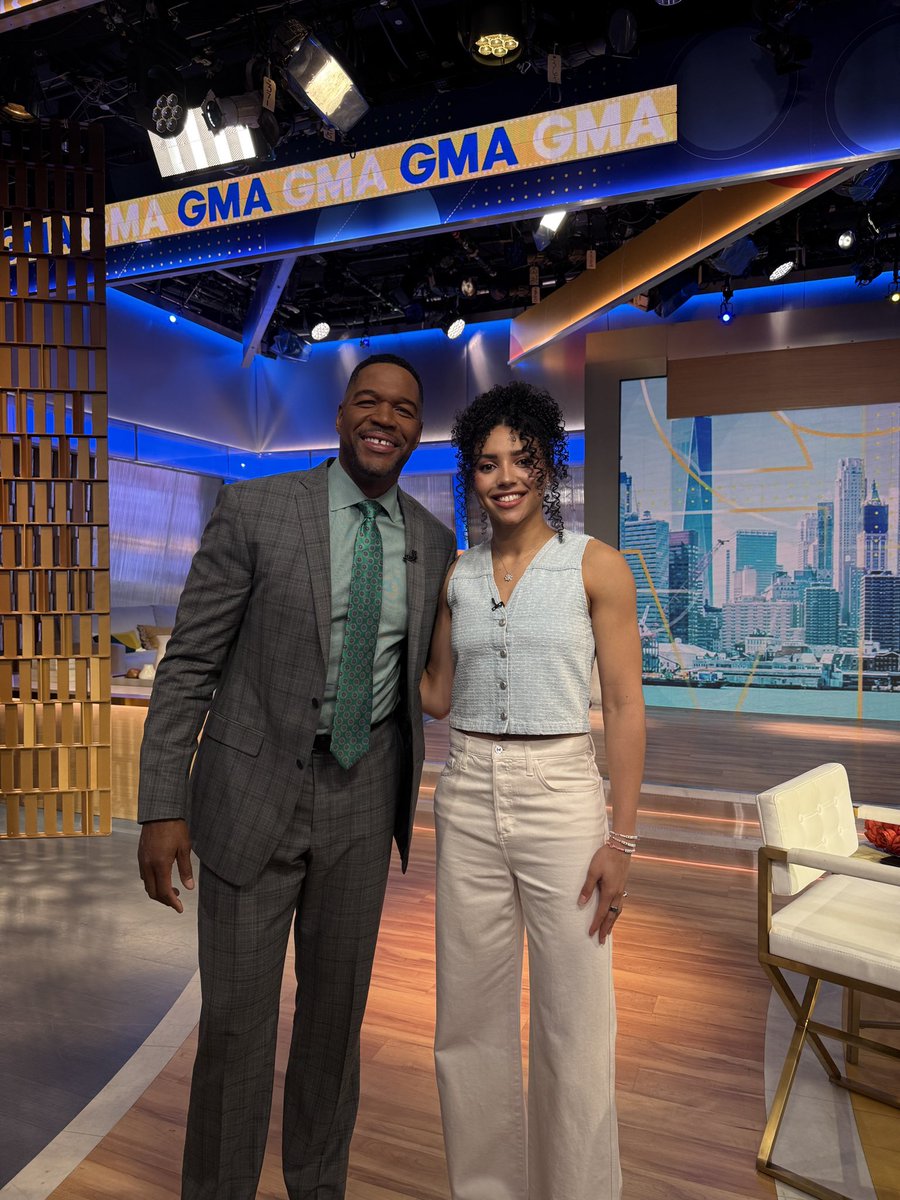 Azzi Fudd x <a href="/michaelstrahan/">Michael Strahan</a> !!