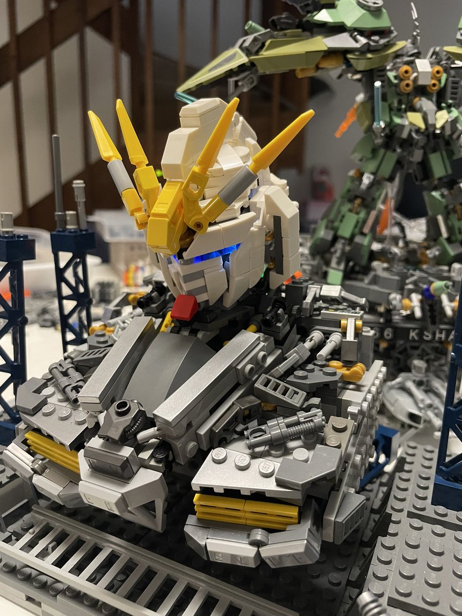 Ken_He_MOC's tweet photo. Ken is back #kenhemoc
#gunpla #gunplabuilder #ガンダム #gunplacommunity #mech #bandai #gunplaphotography #legomoc #gundam #mecha #lego #gundamstagram #afol #legomech #legomecha #legoaddiction #hobby #hobbyphotography #mobilesuit https://t.co/cIE3fHhJie