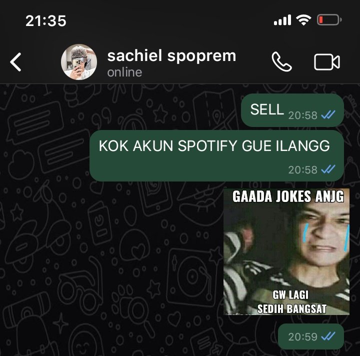 softspotm's tweet photo. a daengsung few tweets au

kembali dengan mahen (mj) yang galau banget tapi Spotify nya malah ke log out gara gara habis beli premium https://t.co/Z4AI9VrclW