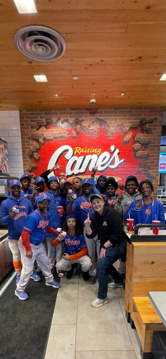 Esl FlyersBaseball tweet media