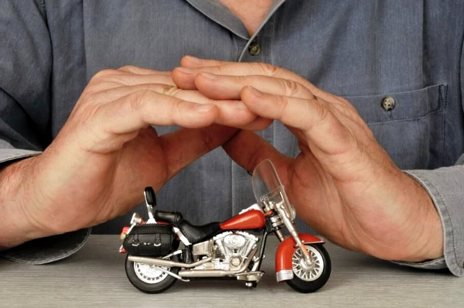 How much does #motorcycleinsurance cost in Colorado? 🏍️ Essential for a safe ride, especially in summer—don’t settle for minimum #insurancecoverage.

Learn more about #coloradoinsurance costs: bit.ly/4ccdylA 

#personalinjury #coloradolaw #ridersafety #hullandzimmerman