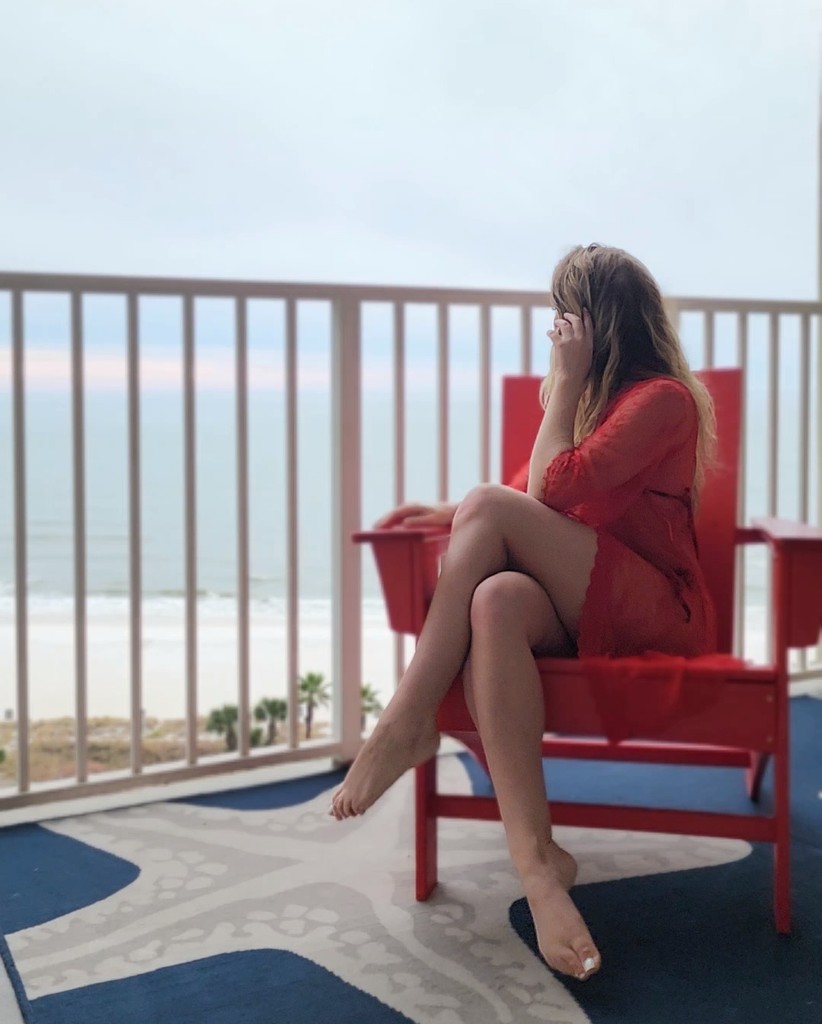 Content from linebyadellinepremium