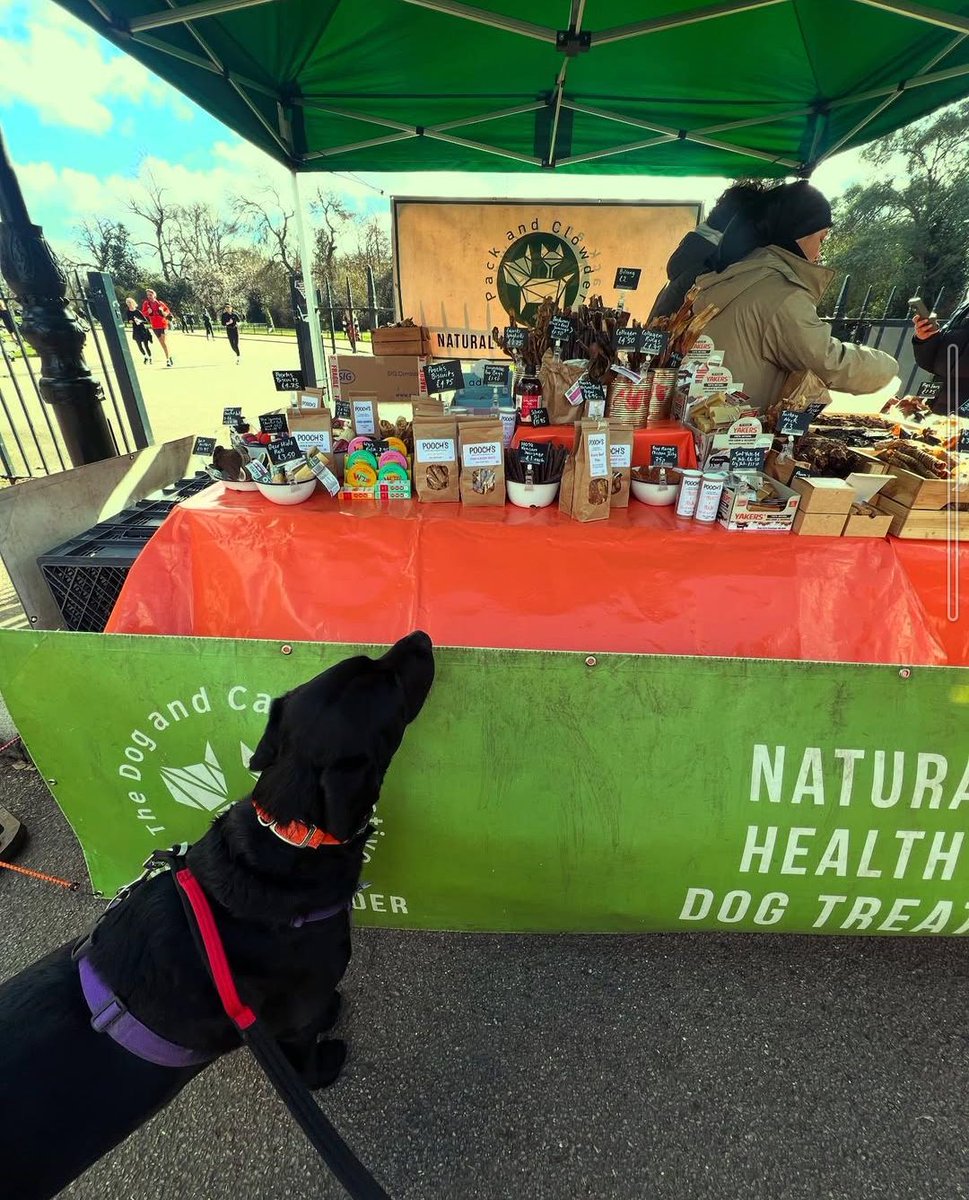 There's something for everyone at Victoria Park Market - including your four-legged friends, courtesy of regulars @packandclowder! Find them with us every Sunday for a range of natural dog treats.

📷 Lovely pic from thedawnofaldebaran on Insta 🐶