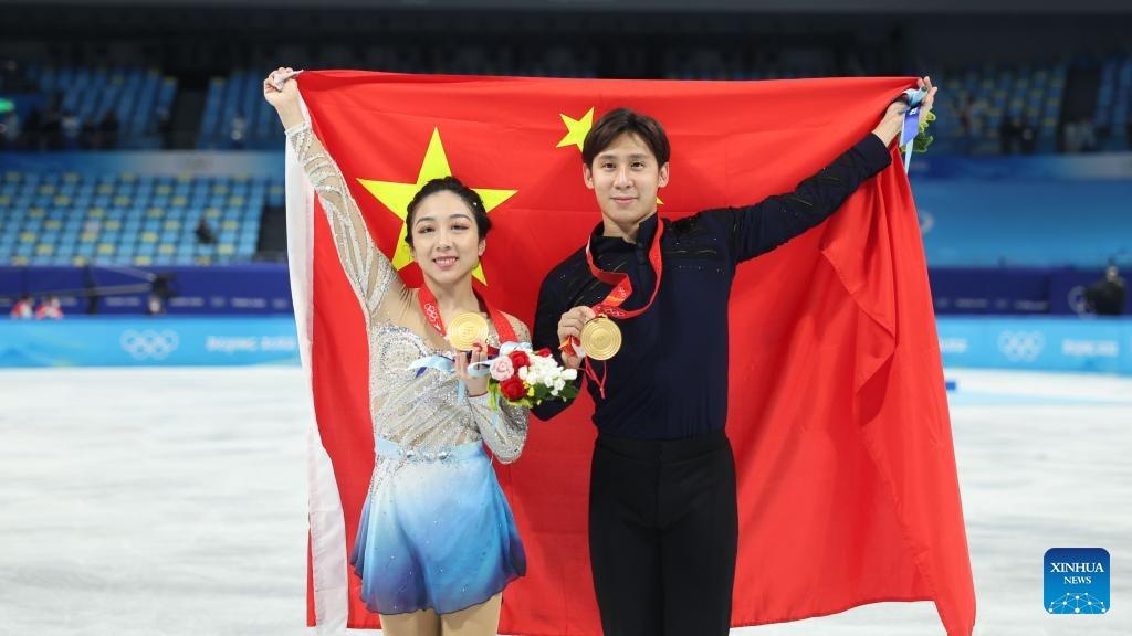 5PvACOuEXwE7VmA's tweet photo. #HanCong #SuiWenjing #RyuichiKihara #RikuMiura #PairFigureSkating
Riku Miura and Ryuichi Kihara 🇯🇵 will get Olympic medals in Milan Cortina Olympic 2026 Italy 🇮🇹
Hang in there!! https://t.co/jcotBgtkQ5