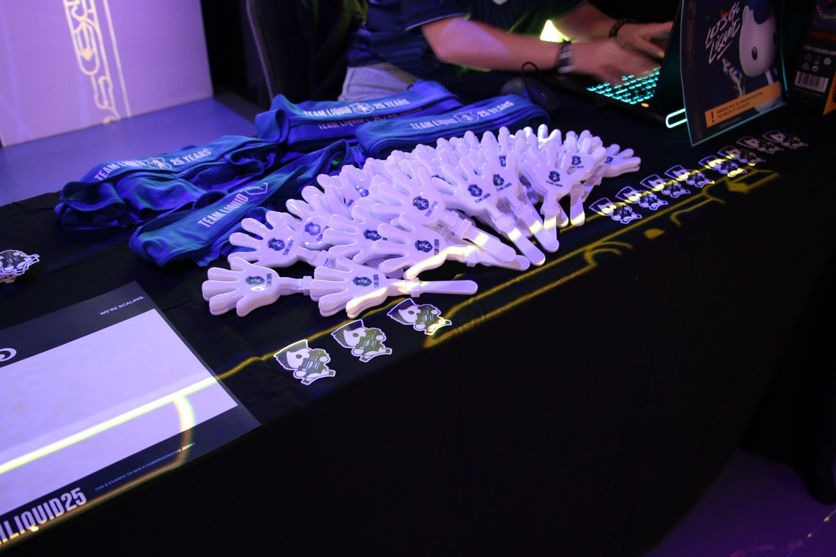 Our Team Liquid booth is open again! 

Visit us for some amazing goodies and a chance to win a signed mousemat! 👀 #VCTEMEA #LETSGOLIQUID