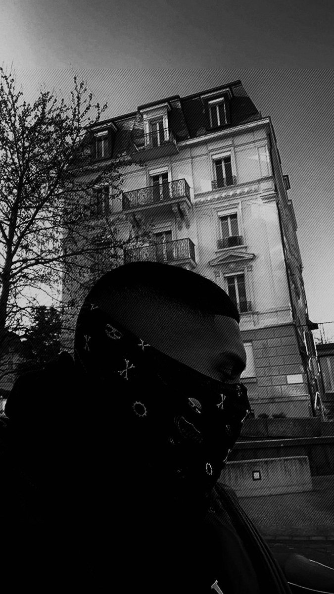 𝑵𝐈𝐊𝐎𝐋𝐀́𝐈. tweet media