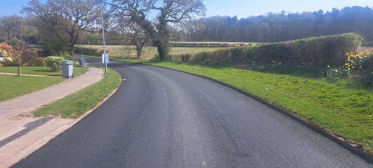 CECHighways's tweet image. We have recently been completing our resurfacing works on Beggar Mans Lane #Knutsford

Thank you for your patience during these works 👏👷‍♂️

Check out the photos below 👇
#workingforyou