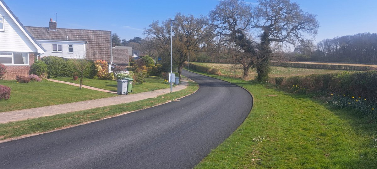 CECHighways's tweet image. We have recently been completing our resurfacing works on Beggar Mans Lane #Knutsford

Thank you for your patience during these works 👏👷‍♂️

Check out the photos below 👇
#workingforyou