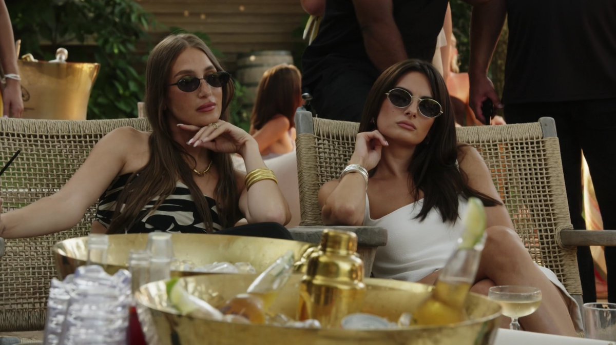 Hang it in the Louvre. #SummerHouse