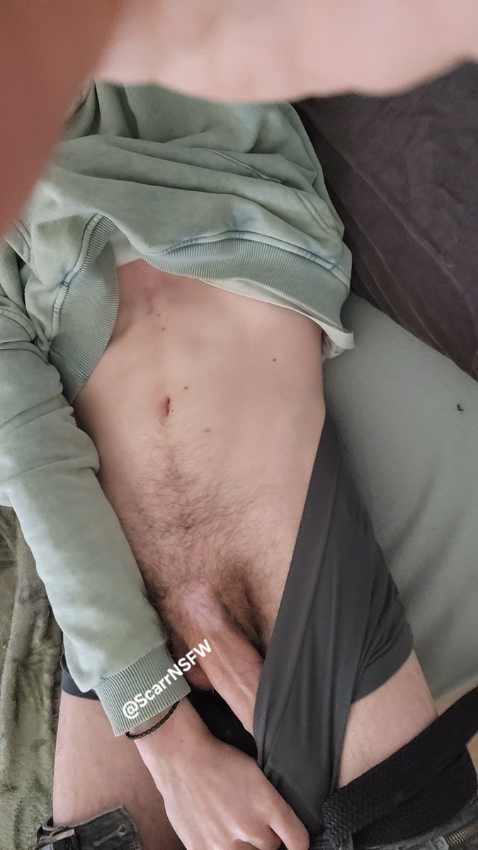 ScarsNSFW's tweet photo. Not new to Nsfwtwt
Update my age:>

• 27 y
• 6'2 
• Sub? Dom? Idk im not a sub/pet so vanilla with a bit of Dom
Hobby
• Extra Virgin
• Likes all sort of games, anime, hentai, cats and drawing
• Dislikes <insert long list>
• Dm to get to know me

♡ + ↻ will be appreciated https://t.co/lJb75gVtoe