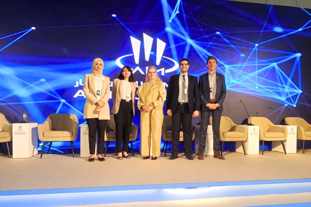 🚀Last week, DIGITAL SME was at #AIMCongress2025 in Abu Dhabi to join the conversation on building resilient supply chains.

The panel focused on how SMEs can strengthen their supply chains through effective risk management, supplier diversification,#technology adoption, and