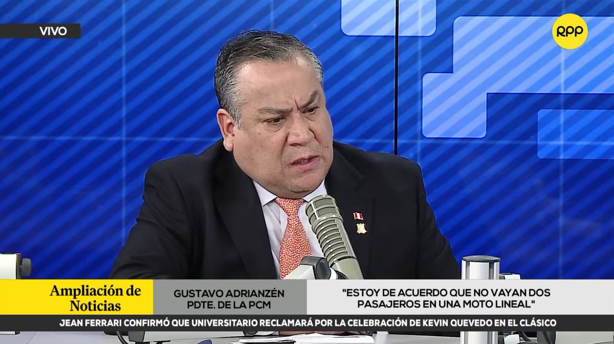 RPPNoticias's tweet photo. 🔴#LOÚLTIMO | Gustavo Adrianzén, presidente de la PCM: "Estoy de acuerdo que no vayan dos pasajeros en una moto lineal".
 
#EnVivo ►https://t.co/wgWZozIDxr
📻 ► 89.7 FM / 730 AM https://t.co/8apyI31aNO
