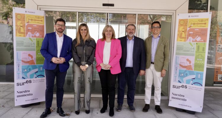 InmaSanzO's tweet photo. 🔵 El Plan #SURES aprueba 15 nuevos proyectos con una inversión de 16,2 millones de euros.
El #reequilibrio territorial es una política prioritaria de @MADRID cuya inversión ha pasado de 260 millones de euros en el periodo 2020-2023 a los 320 millones que se prevén para 2024-2027.
👉https://t.co/ja2HIKDrdB