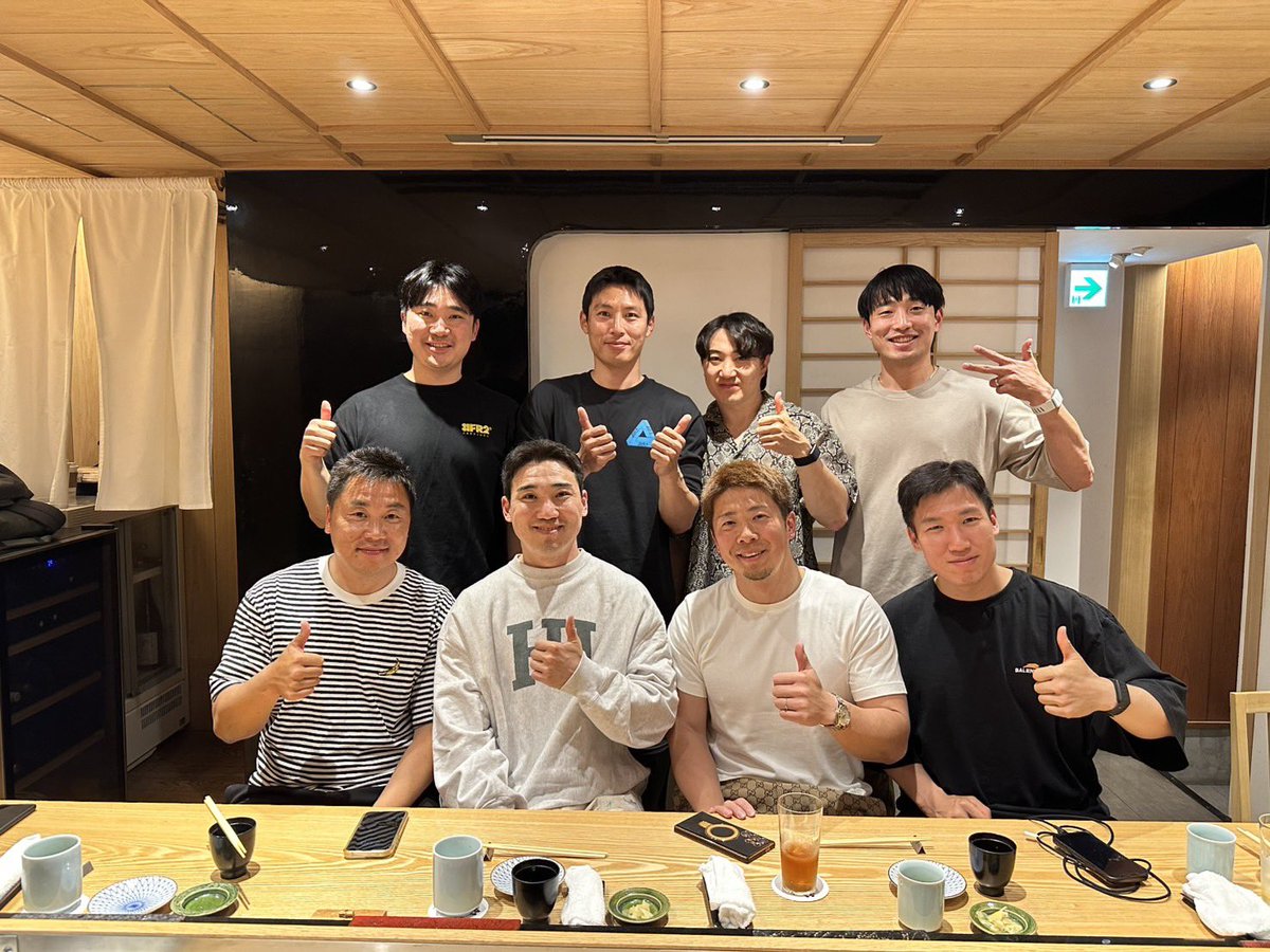 韓国競輪の選手の合宿期間が終わりました🇯🇵🇰🇷
私は怪我を負い、途中でトレーニングからは離れてしまいましたが練習グループの選手達が積極的に彼らと交流してお互いを刺激し合っている姿を見る事が出来てとても良い時間になりました。