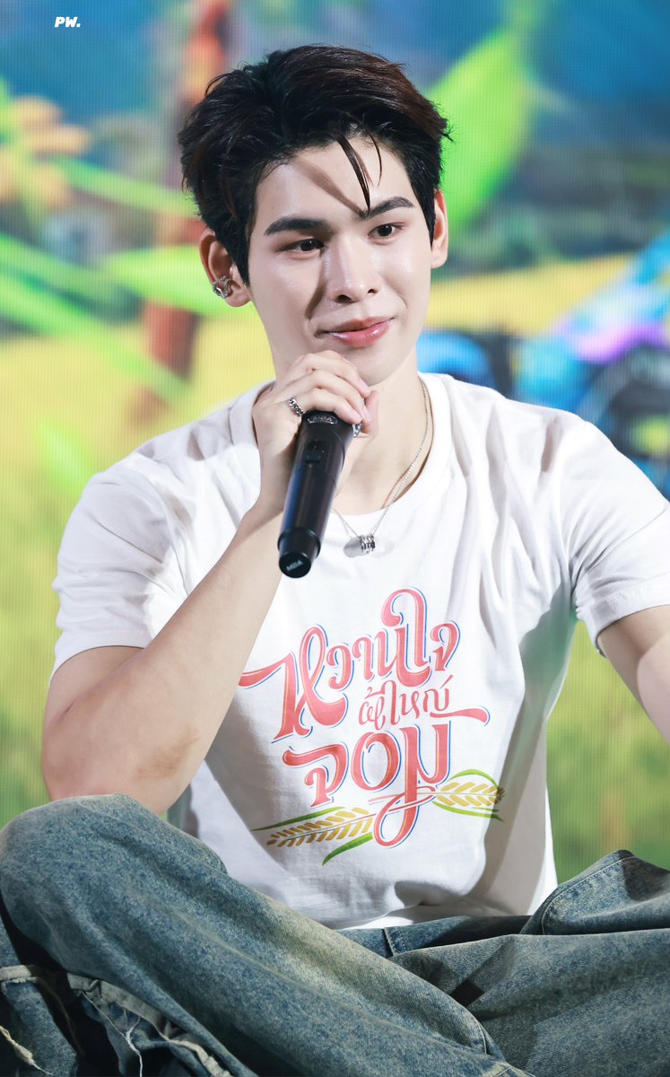 Pwpwdy's tweet photo. 👍🏻🤟🏼

MY SWEETHEART JOM PRESSCON 
#แถลงข่าวหวานใจผู้ใหญ่จอม
#ppoomntp_ @ppoomntp_ https://t.co/tTV7nS0YpF