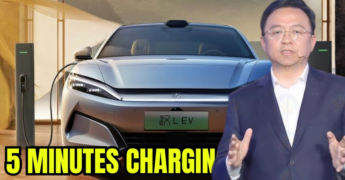 universalyst's tweet photo. BYD's new battery charges in 5 MINUTES.
 The CEO says it will wipe out the competition.
Watch now 👉 https://t.co/iIcJp2jcxX
#bydbattery #evnews #fastcharging #electriccars #universalyst https://t.co/AKrTJ7JRDV