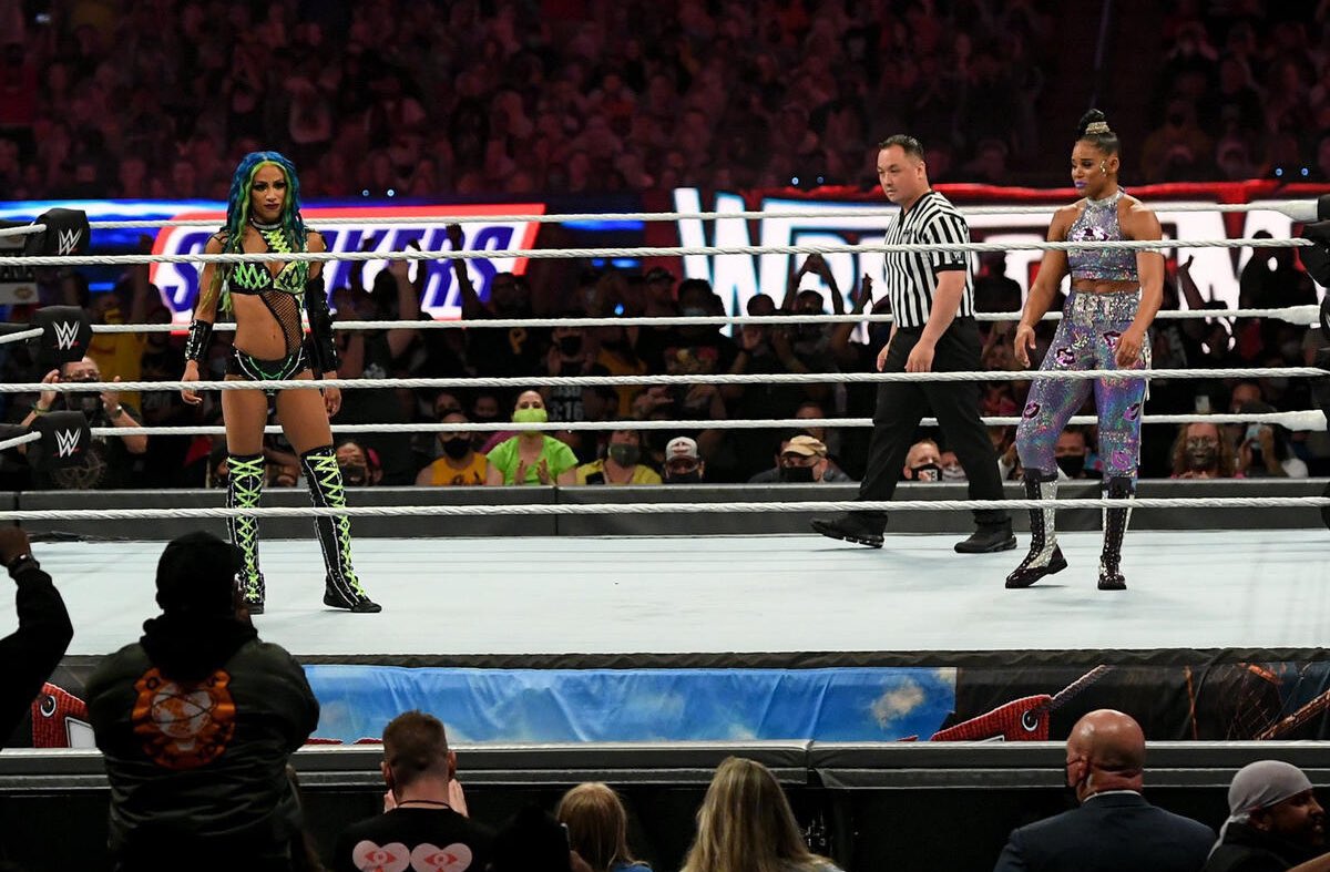 WrestleOps's tweet photo. 4 years ago today, Sasha Banks and Bianca Belair made history by becoming the first Black wrestlers to main event #WrestleMania against each other. https://t.co/xh87FzijMF