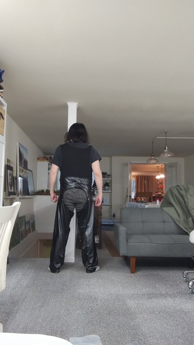 OTSDerpy's tweet photo. First layer of Goblin Slayer done. About... Eh, a LOT more to go. Working on the Vest and leather arms. https://t.co/UsK1a5E0iY