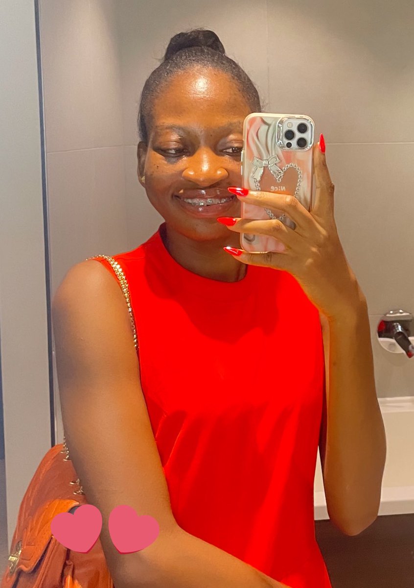 oluwatosin_Ts's tweet photo. Watching my face and body change gradually 
Surreal😌 https://t.co/00omqBQ4YB
