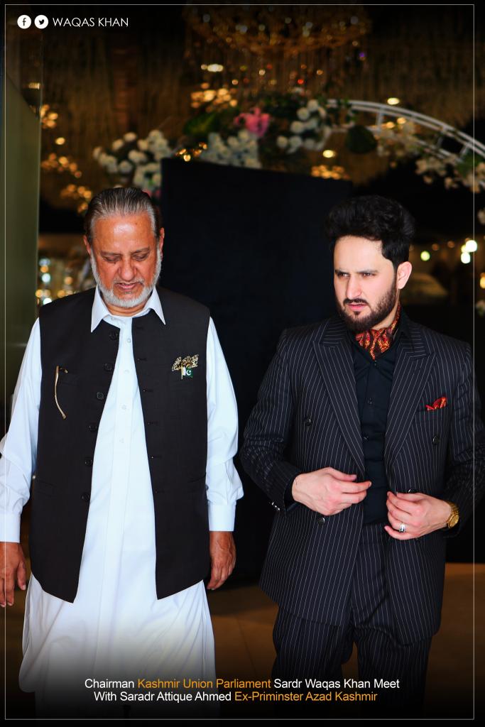 waqaskhanswk's tweet image. Chairman @Kashmirunion Sardar Waqas Khan Meet with @sardarattiquemc Ex-Priminster Azad Kashmir ...
#waqaskhan #saradrattique #Kashmiri