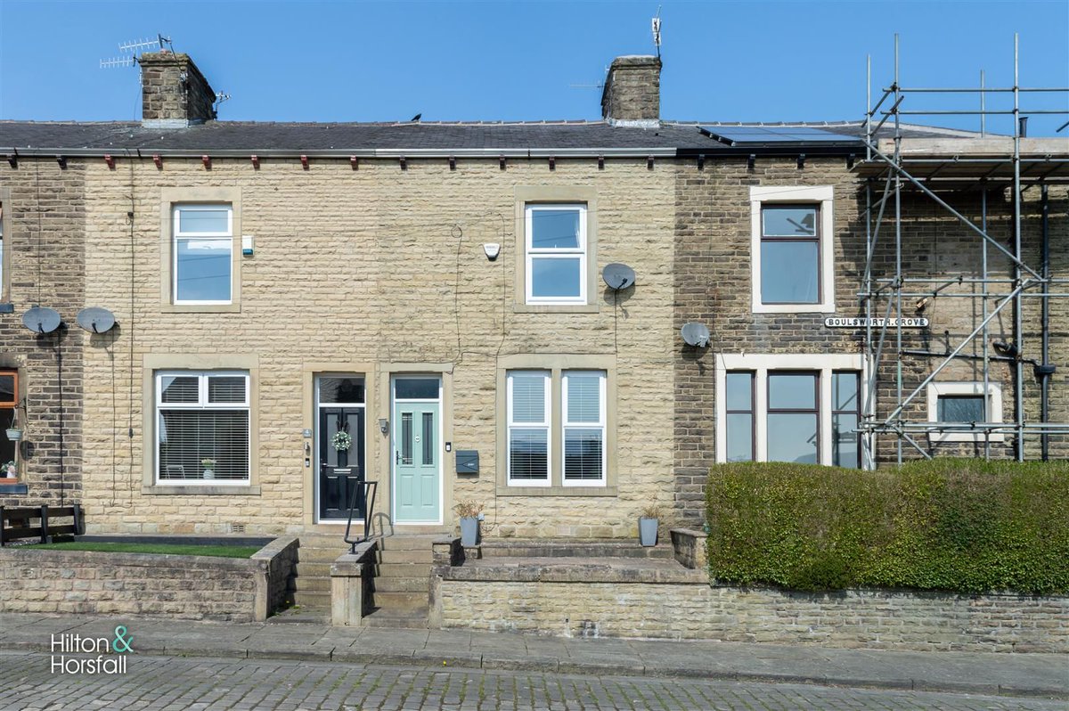 HiltonHorsfall's tweet photo. Boulsworth Grove | Colne | Mid Terrace | 2 Reception Rooms | 3 Bedrooms | Outskirt of Trawden | Refurbished | Modern Kitchen &amp; Bathroom | Rear Yard | OIRO £199,950 https://t.co/c5gBpL6TzC