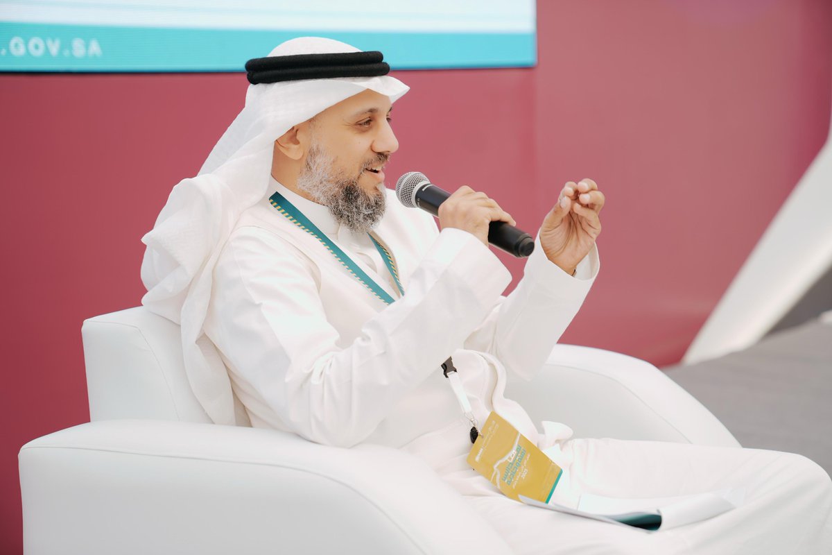 MOE_JDH's tweet photo. ملتقى |
اختتمت فعاليات ملتقى الأمن والسلامة والمرافق بتقديم مبادرة "أنسنة المباني المدرسية..المجتمع في قلب المدرسة"، إضافة إلى استراتيجيات وسائل التوعية، ونشر وتعزيز ثقافة الأمن في البيئة التعليمية، وبحث المفهوم العام بين التشغيل والصيانة وإدارة المرافق.
#وزارة_التعليم
#تعليم_جدة https://t.co/x5FB8KSVNk