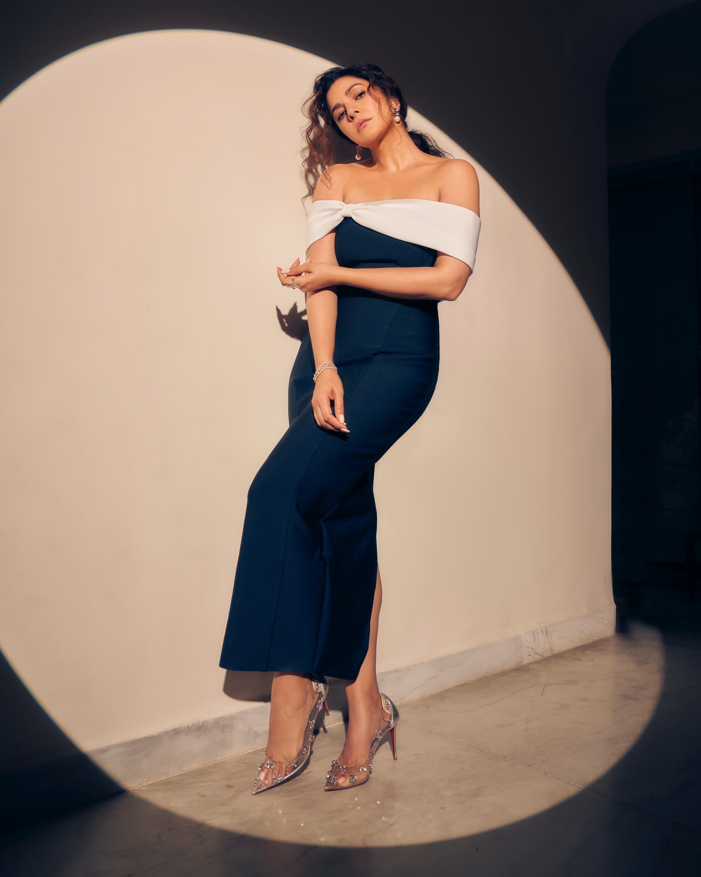 GoLUQ8gXkAAW6ca?format=jpg&name=large