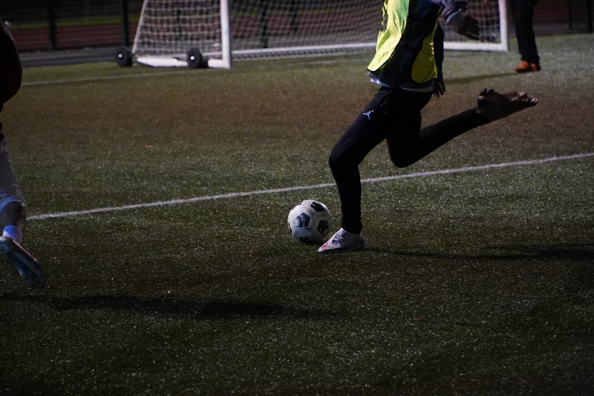 LyfeProofUK's tweet photo. Football is on tonight! 7:30 - 9:30 at The Link Academy, Simms Lane, Netherton, Dudley DY2 0PB
Grab your boots and kick off! ⚽️💥 https://t.co/KVH7s7sUct