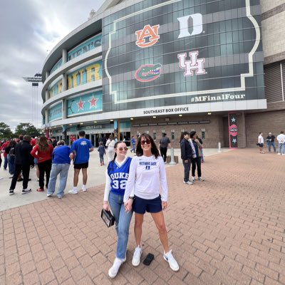 kasedill's tweet photo. #NewProfilePic https://t.co/G6T7dV38vD