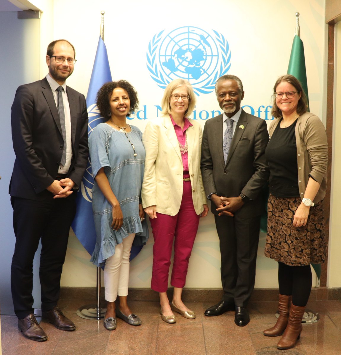 parfait_onanga's tweet photo. It was a pleasure to welcome Amb. Nathalie Chuard and representatives of @DCAF_Geneva to discuss developments on the African continent, multilateralism, and the role of SSR/G in the broader conflict prevention context. #DCAF #UNOAU #SSR https://t.co/4sEAtCOA2w